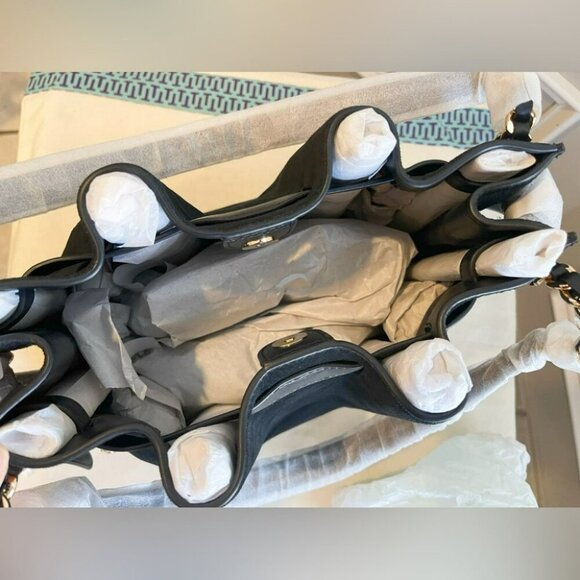 🔥NeW! $598 Large Michael Kors Mina Suede Chain Shoulder Bag - Picture 8 of 10